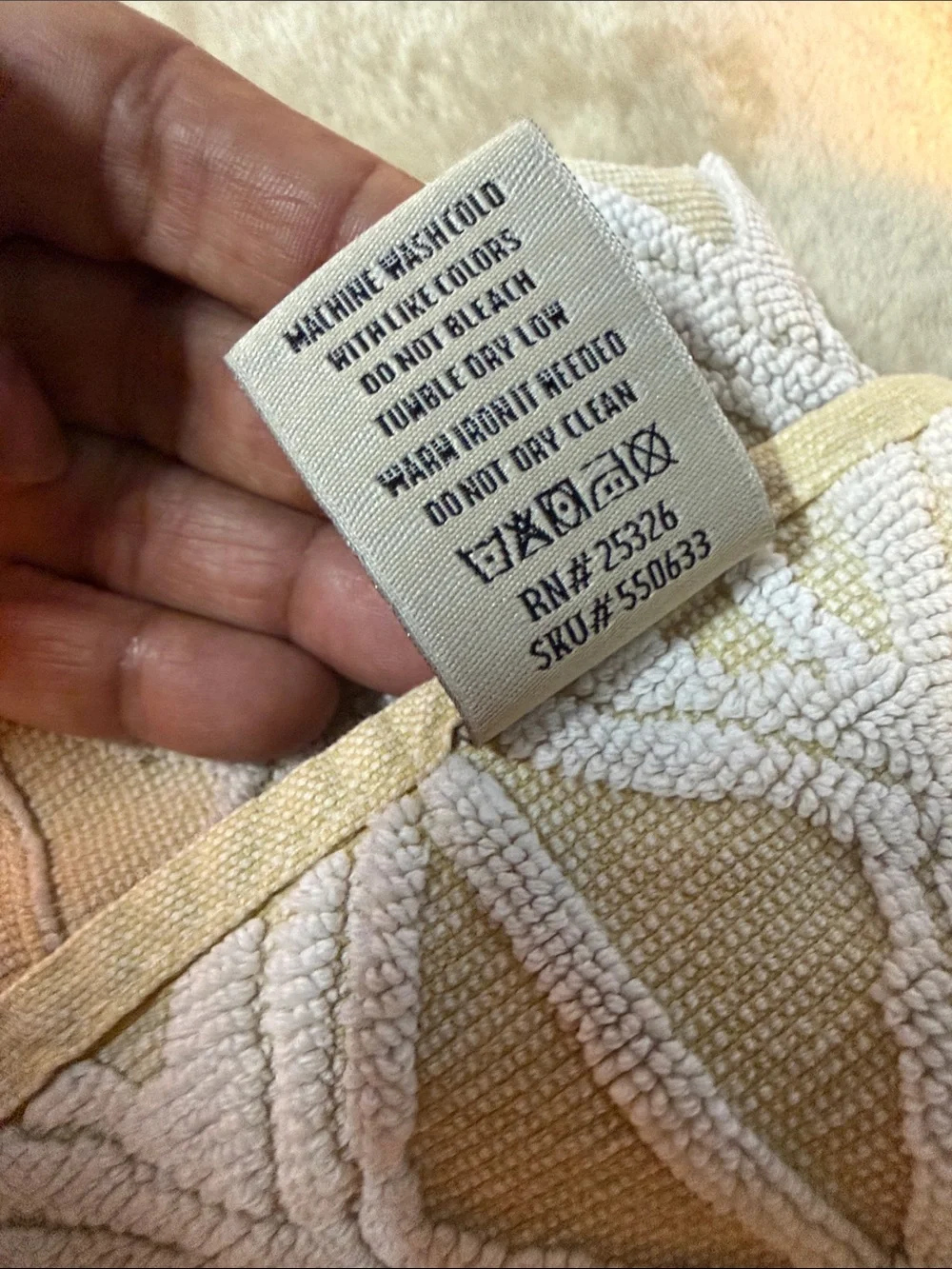 World Market 100%Cotton Textured Diamond Fringe in Cream & White towel set Boho